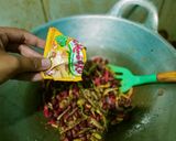 Foto langkah ke 4 dari resep Oseng Teri Kacang Tanah.