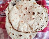 A picture of step 17 of Whole wheat flour Roti/ chapati.
