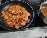 Foto del paso 5 de la receta: Arroz meloso de Atún 🐟 y Langostinos 🦐