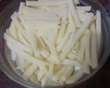 Foto del paso 1 de la receta: Chuletas de cerdo a la sartén con papas fritas