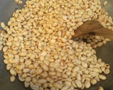 Foto langkah ke 1 dari resep Kue kacang simple,irit,enaaakkk.