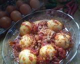 Foto langkah ke 2 dari resep Telur masak habang.