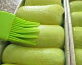 Foto langkah ke 8 dari resep Pandan Killer Soft Bread.
