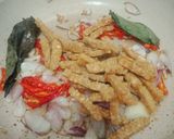 Foto langkah ke 4 dari resep Tumis Genjer Tempe Khas Sunda.