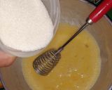 Foto del paso 3 de la receta: Pastel imposible (chocoflan)