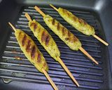 A picture of step 4 of Green Peas Seekh Kabab.
