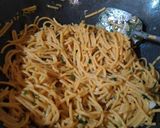 Foto langkah ke 3 dari resep Mie Goreng Lidi.