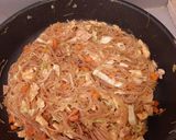 Foto langkah ke 5 dari resep Soun Goreng (Ayam Sayur).