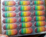 Foto langkah ke 11 dari resep Lidah kucing rainbow kokoh #bikinramadanberkesan 29.