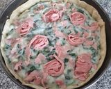 Foto del paso 5 de la receta: 🍽 🌿 Tarta con espinaca en salsa blanca, champiñones y jamón