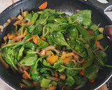 Foto del paso 3 de la receta: Atún fresco con verduras