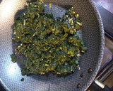 Foto del paso 1 de la receta: Fideos con espinacas salteadas
