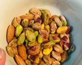 A picture of step 1 of Maharashtrian Halwa: Lapsi.