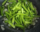 नागपूर स्पेशल सावजी गवार शेंगा (savji gavar shenga recipe in marathi) रेसिपी स्टेप 2 फोटो 