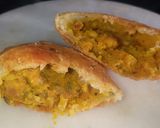 A picture of step 15 of Pyaz ki kachori.