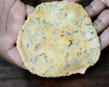 A picture of step 3 of Aaloo Suji puri.