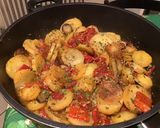 Une image de l'étape 9 de Pommes de terre et poivrons rouges aux herbes aromatiques.