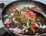 A picture of step 2 of Mumbai juhu beach style butter sprouted green chana masala chaat.