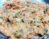 A picture of step 3 of Ragda Patties.