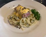 Foto langkah ke 10 dari resep Creamy Spinach Mushroom Pasta, Tuna Steak with Hollandaise Sauce.