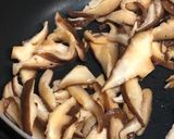 A picture of step 1 of Okra and Mushroom Salad.