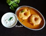 A picture of step 10 of Sambhar Vada.