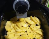 Foto langkah ke 4 dari resep Potato Wedges Airfryer.