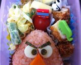Foto langkah ke 3 dari resep Angry Bird Bento.