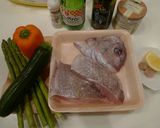 Foto langkah ke 1 dari resep Fish Poelee with Balsamic Sauce.