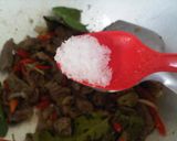 Foto langkah ke 5 dari resep Oseng Daging Buncis.