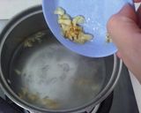 Foto langkah ke 3 dari resep Oyong Kuah Telur.