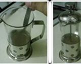 Foto langkah ke 3 dari resep French Press Coffee.