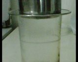 Foto langkah ke 4 dari resep vietnamese iced coffee.