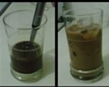 Foto langkah ke 5 dari resep vietnamese iced coffee.