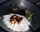 Foto langkah ke 2 dari resep Kwetiau Campur.