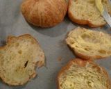 Foto langkah ke 1 dari resep Smoked Salmon and Cream Cheese Croissant.