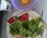Foto langkah ke 1 dari resep nasi goreng sayur.