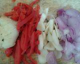 Foto langkah ke 1 dari resep Kerang Pedas Manis.