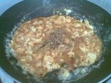 Spaghetti saus tuna dan telur