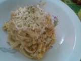Spaghetti saus tuna dan telur