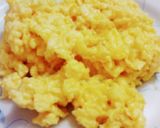 Foto langkah ke 6 dari resep Scrambled Eggs.
