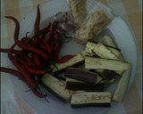 Foto langkah ke 1 dari resep Terong Ebi Balado.