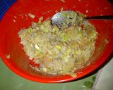 Foto langkah ke 3 dari resep Pangsit Udang Mayonaise.
