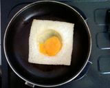 Foto langkah ke 2 dari resep Roti Panggang Telur.