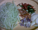 Foto langkah ke 1 dari resep OSENG LABU SIAM.