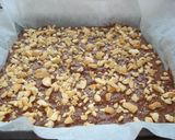Foto langkah ke 6 dari resep Brownies Singkong Tabur Kacang.