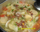 Foto langkah ke 4 dari resep sop bakso lengkap.
