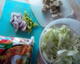 Foto langkah ke 1 dari resep Mie Goreng spesial.
