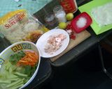 Foto langkah ke 1 dari resep Saigon Salad Rolls (Lumpia Vietnam) with Bihun Superior.