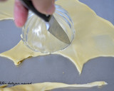 Foto langkah ke 5 dari resep Pastel Pinggiran Keriting.